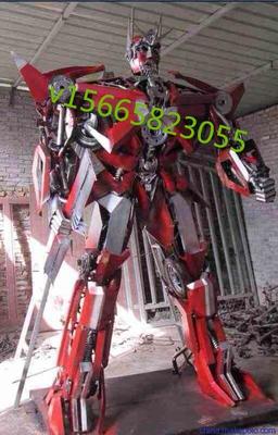 大型钢铁雕塑与变形金刚模型 赋能房地产开发的新兴艺术引擎