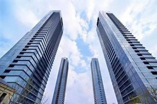 鼓励房地产开发企业出租库存房，促进房地产健康发展